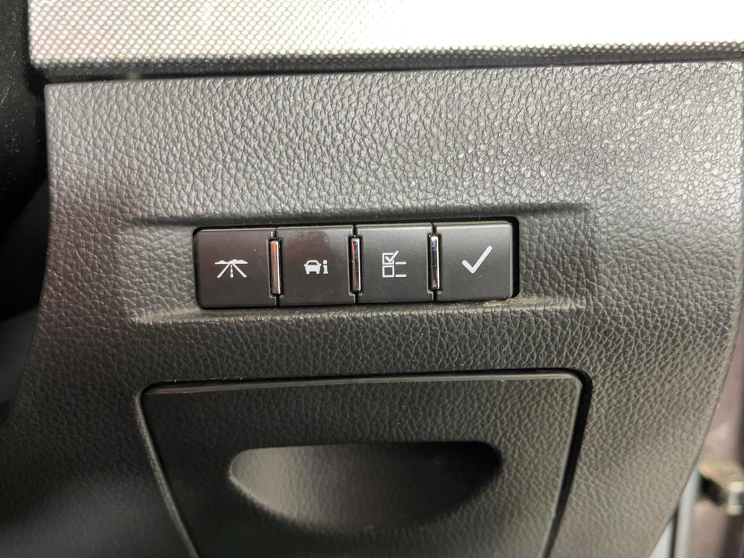 Photo '24' of Holden Captiva 7