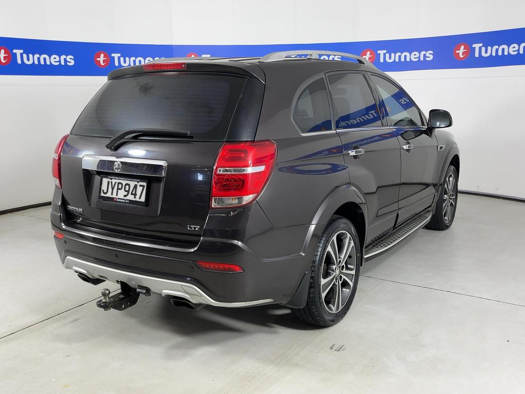 Photo '7' of Holden Captiva 7