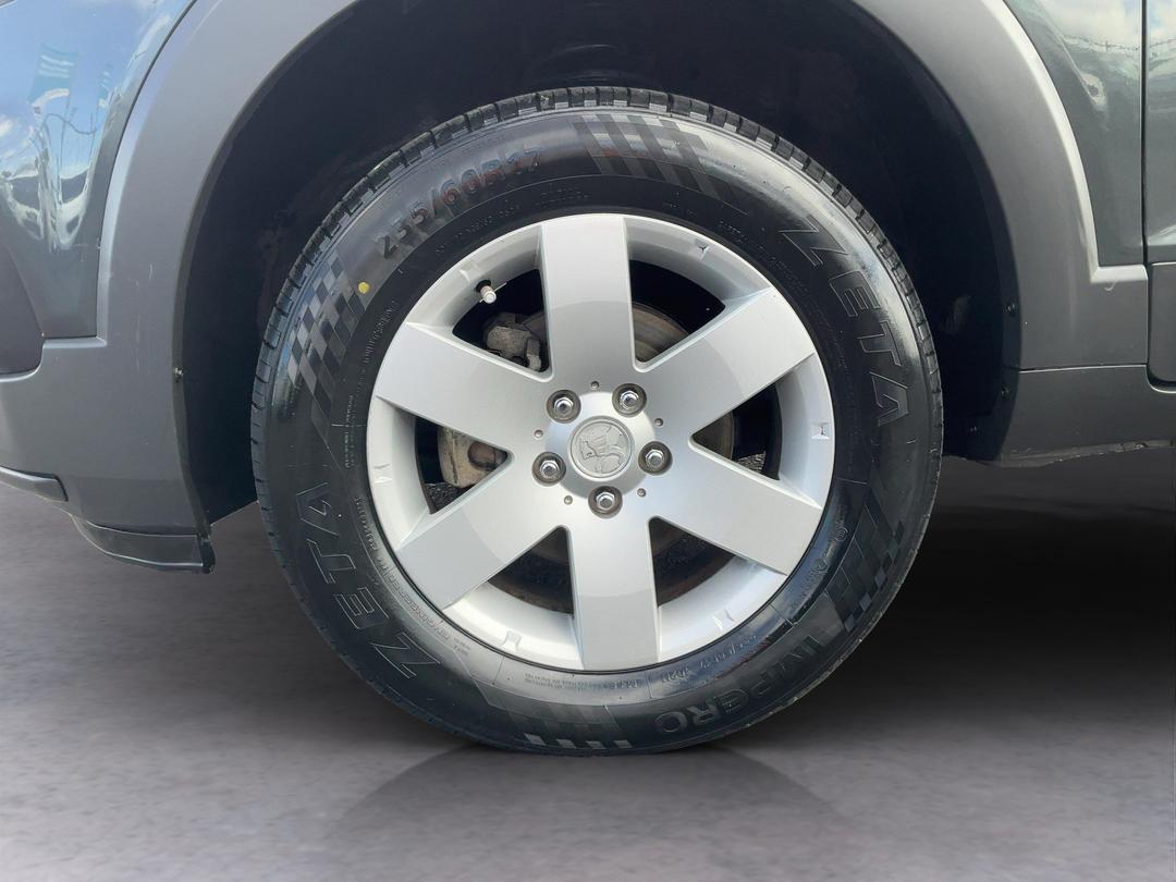Photo '10' of Holden Captiva 7