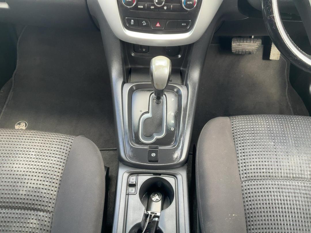 Photo '18' of Holden Captiva 7