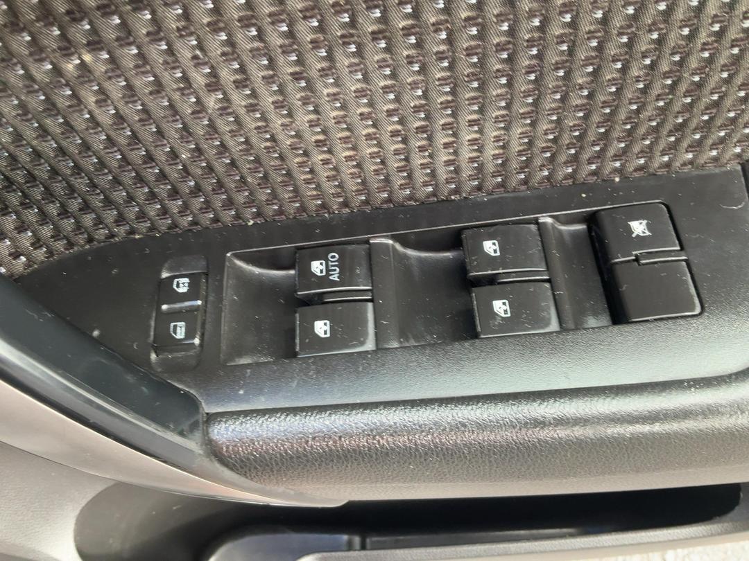 Photo '27' of Holden Captiva 7
