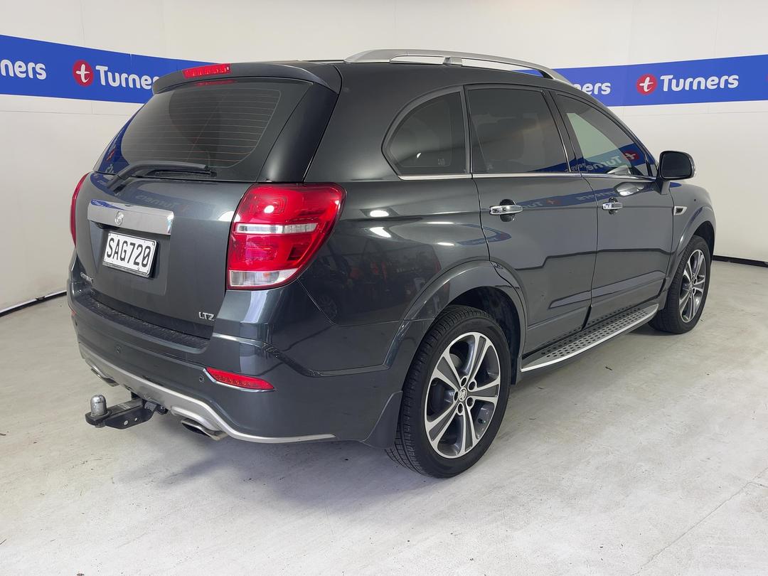 Photo '7' of Holden Captiva 7