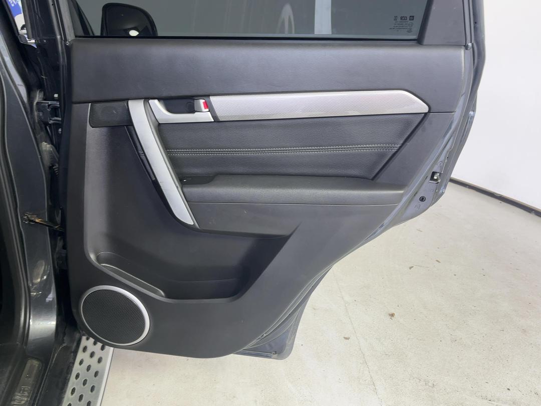 Photo '19' of Holden Captiva 7