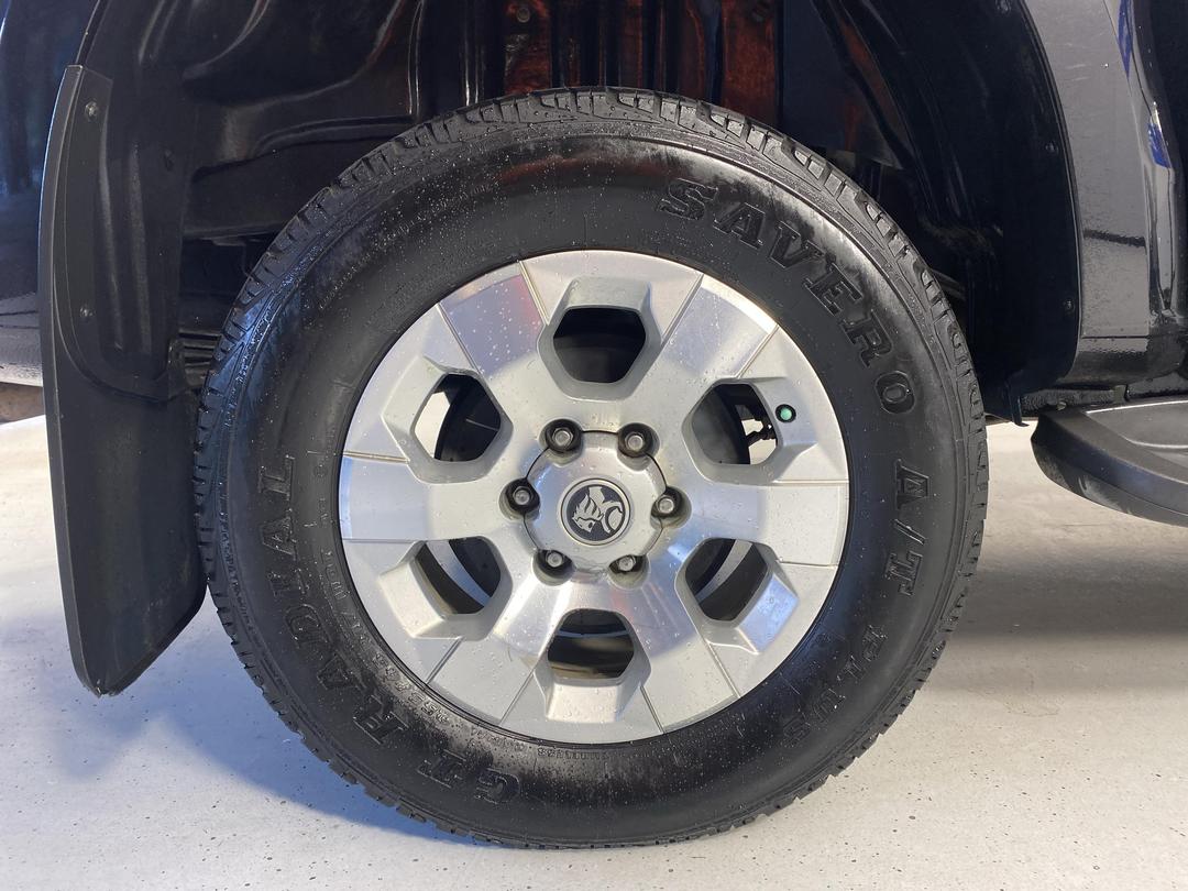 Photo '12' of Holden Colorado