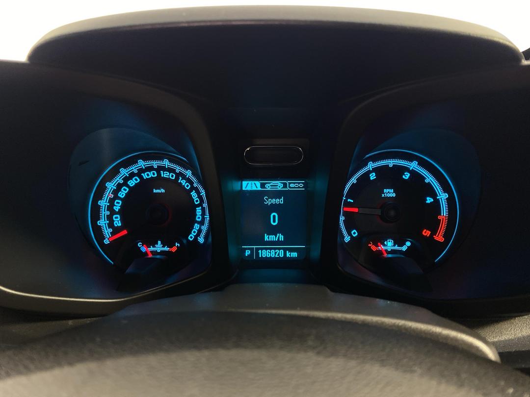 Photo '21' of Holden Colorado