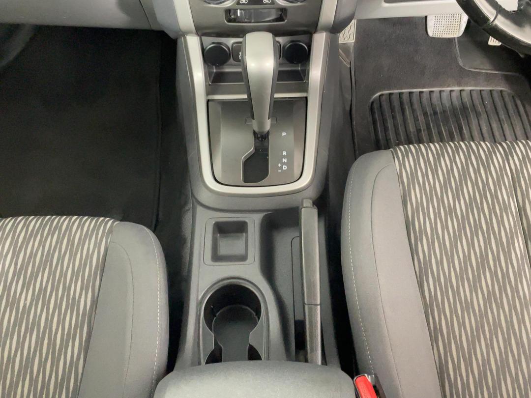 Photo '18' of Holden Colorado