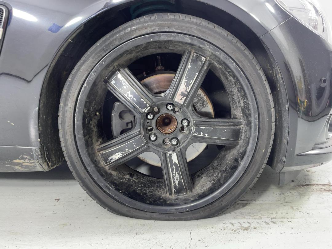 Photo '9' of Holden Commodore