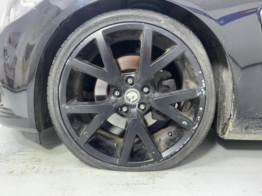 Photo '10' of Holden Commodore