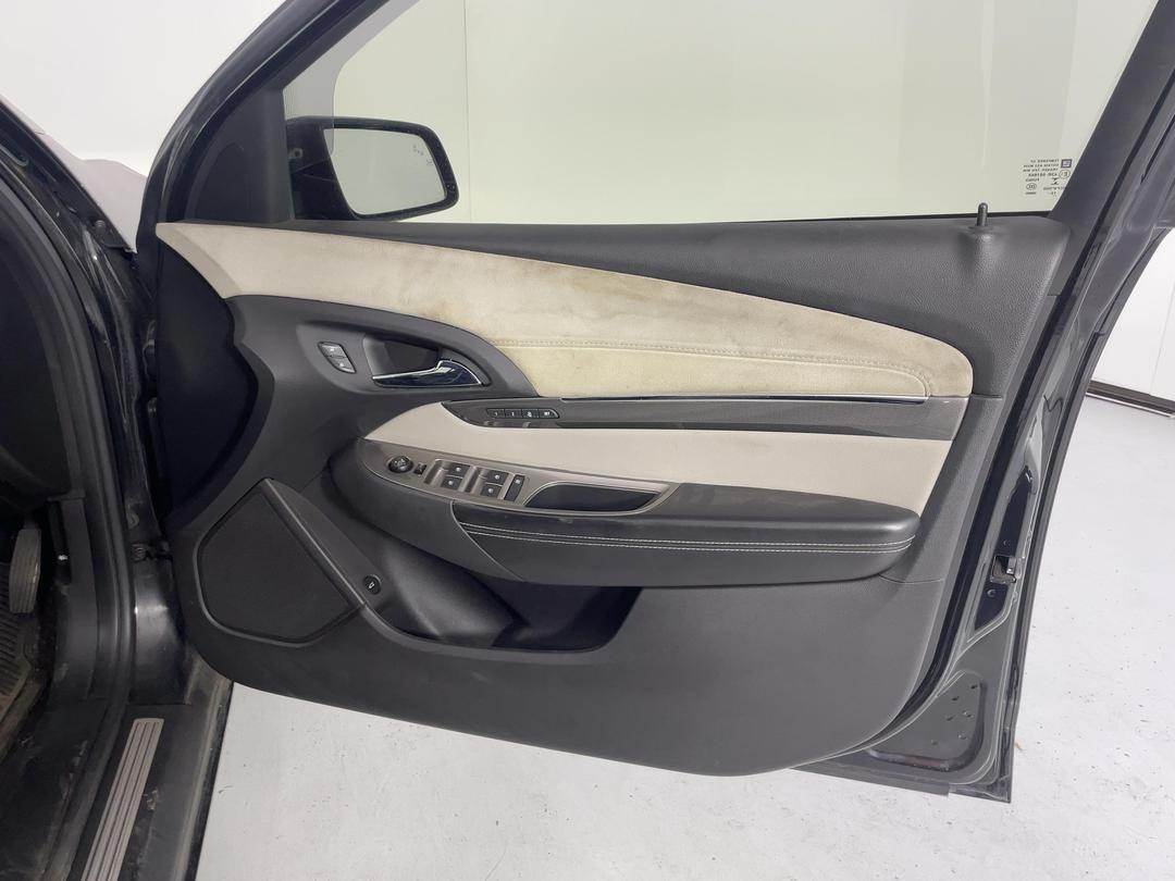 Photo '15' of Holden Commodore