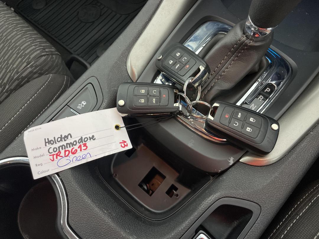 Photo '22' of Holden Commodore