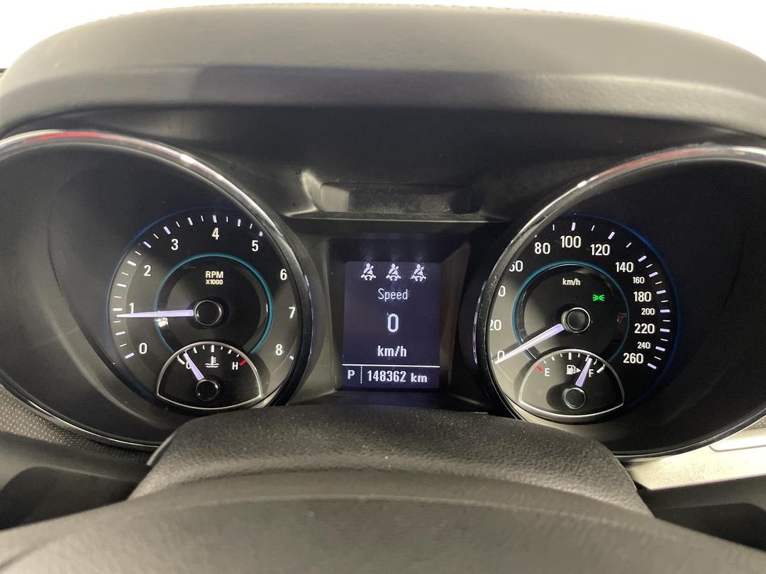 Photo '21' of Holden Commodore