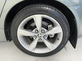 Photo '11' of Holden Commodore