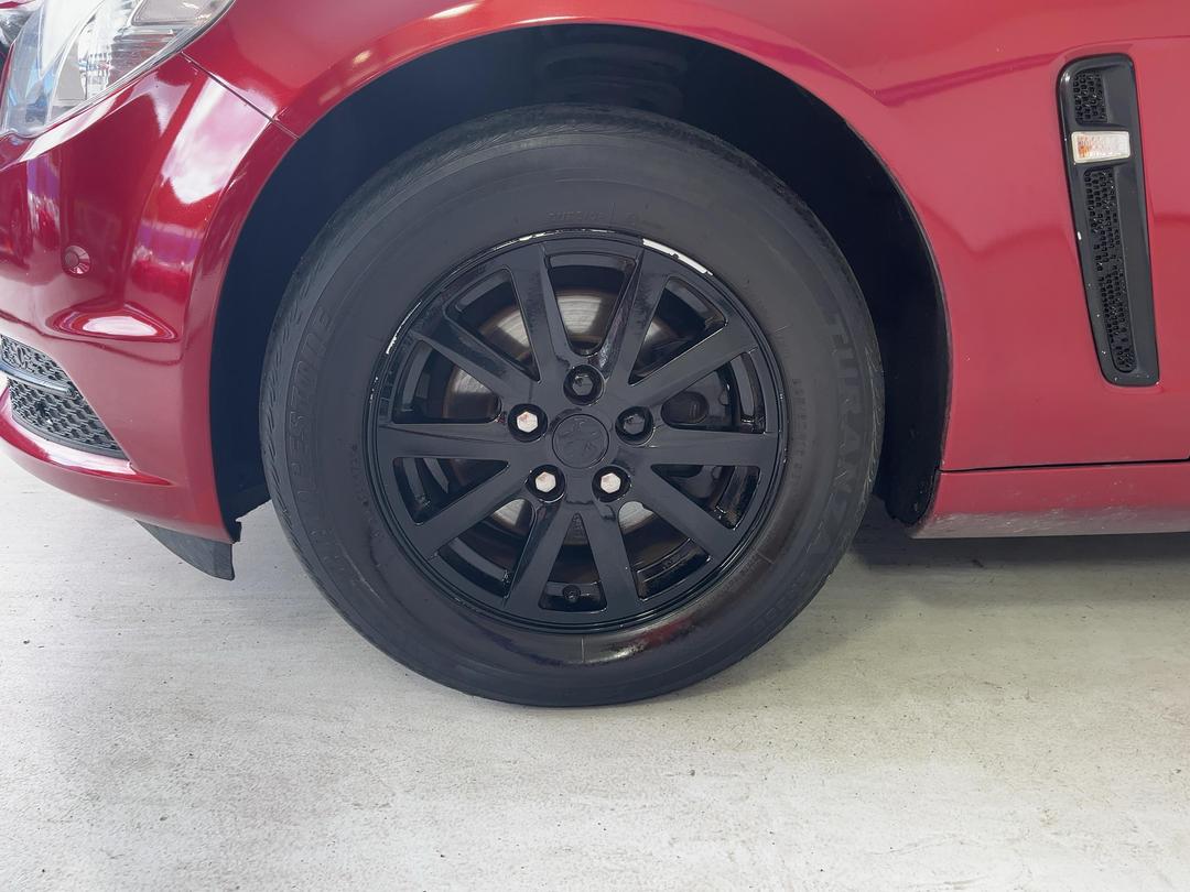 Photo '10' of Holden Commodore