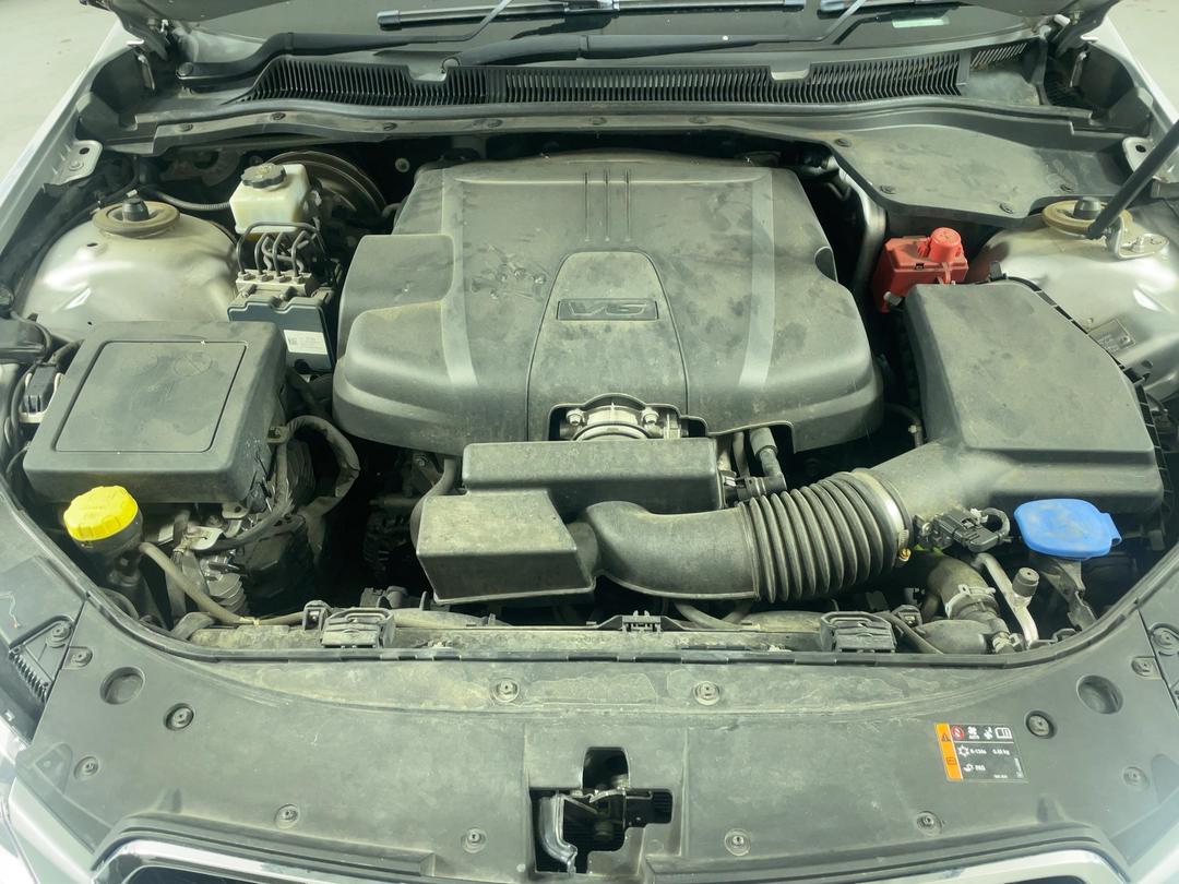 Photo '13' of Holden Commodore