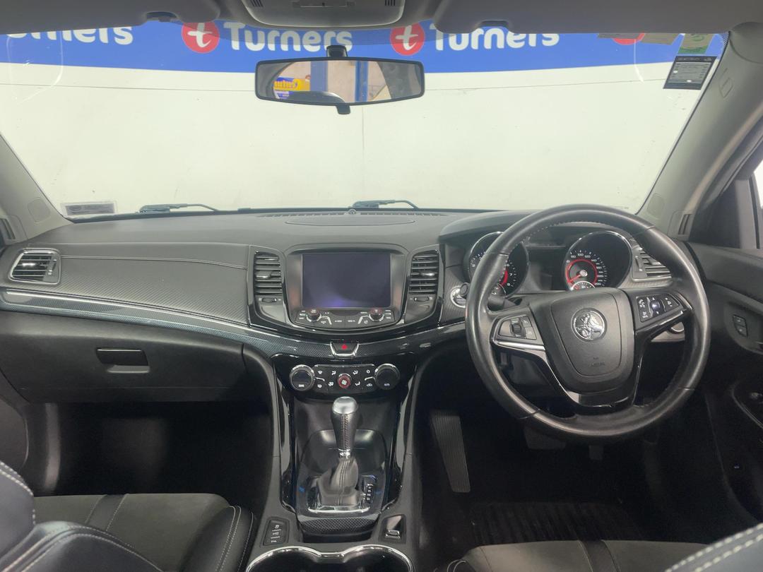 Photo '17' of Holden Commodore