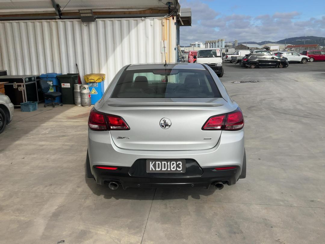 Photo '7' of Holden Commodore VF2 SV6
