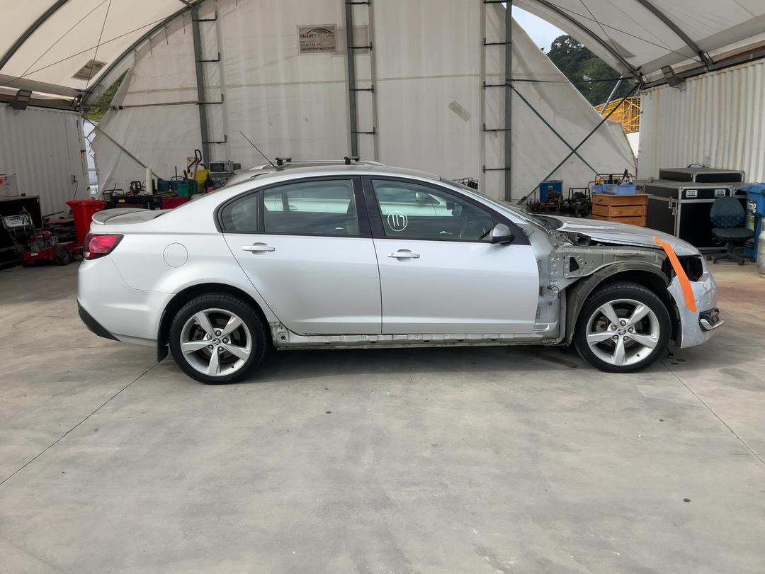 Photo '9' of Holden Commodore VF2 SV6