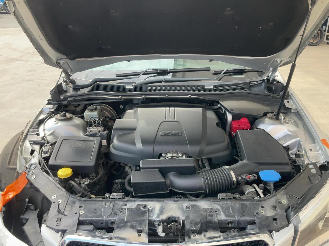 Photo '2' of Holden Commodore VF2 SV6