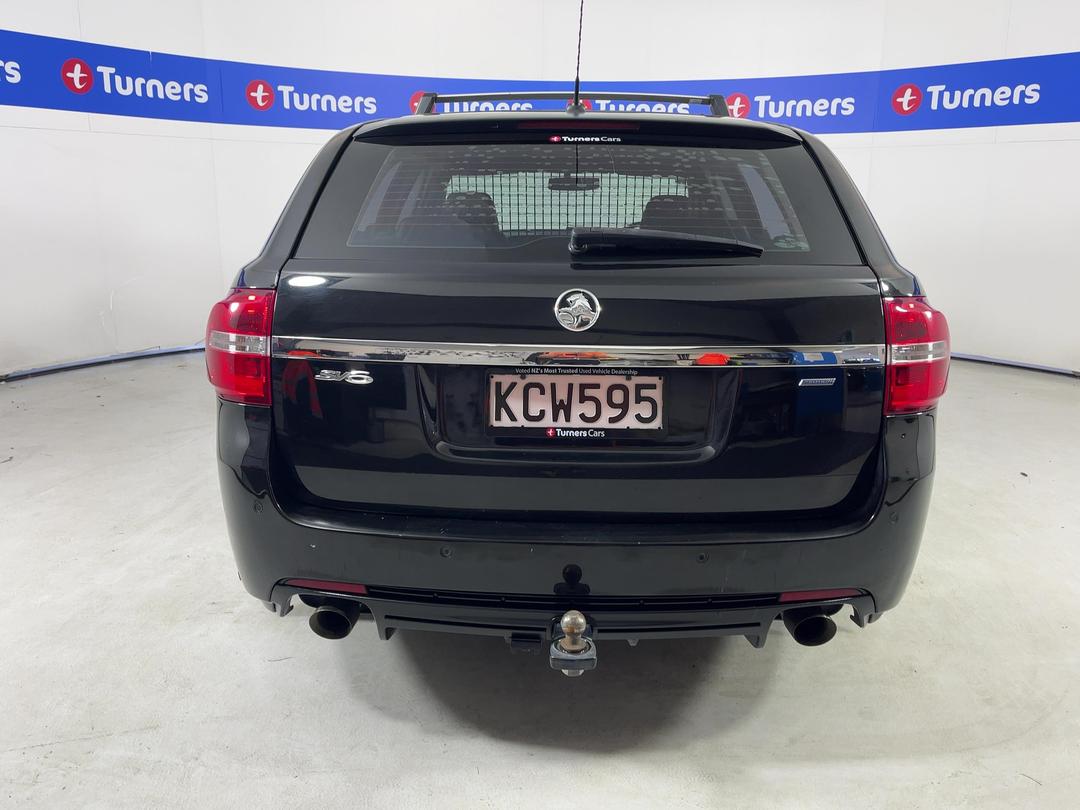 Photo '6' of Holden Commodore