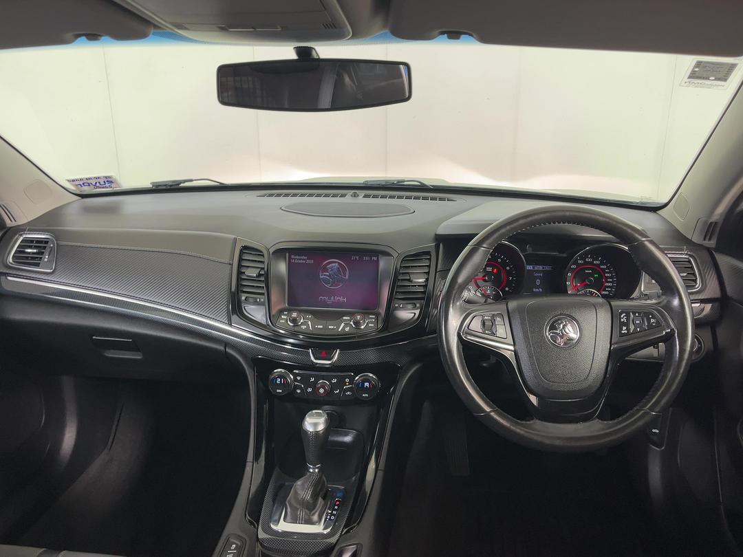 Photo '17' of Holden Commodore