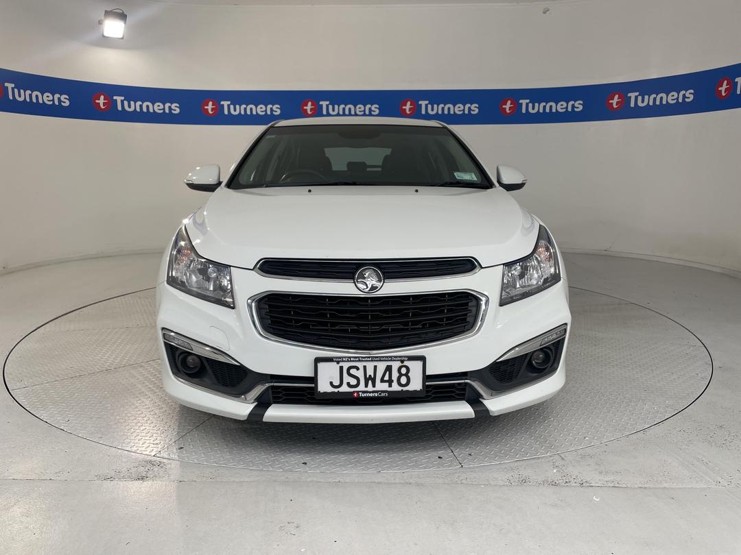 Photo '2' of Holden Cruze