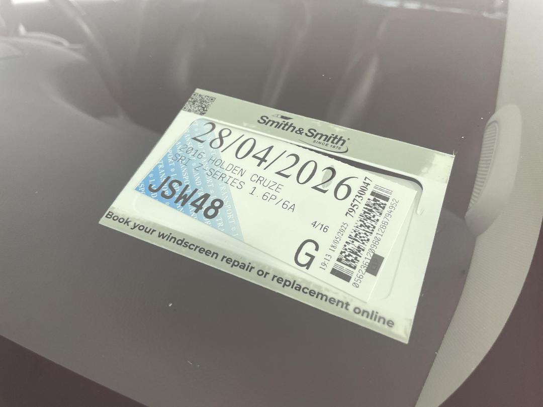 Photo '36' of Holden Cruze