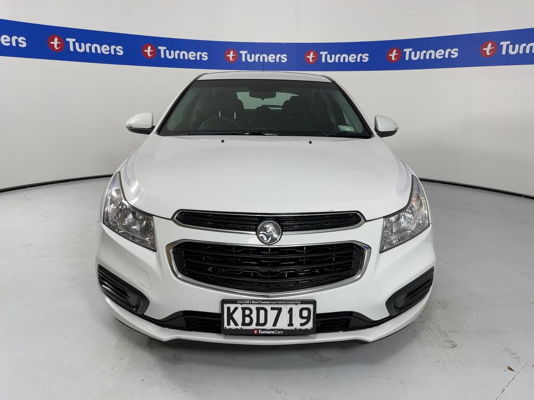 Photo '2' of Holden Cruze