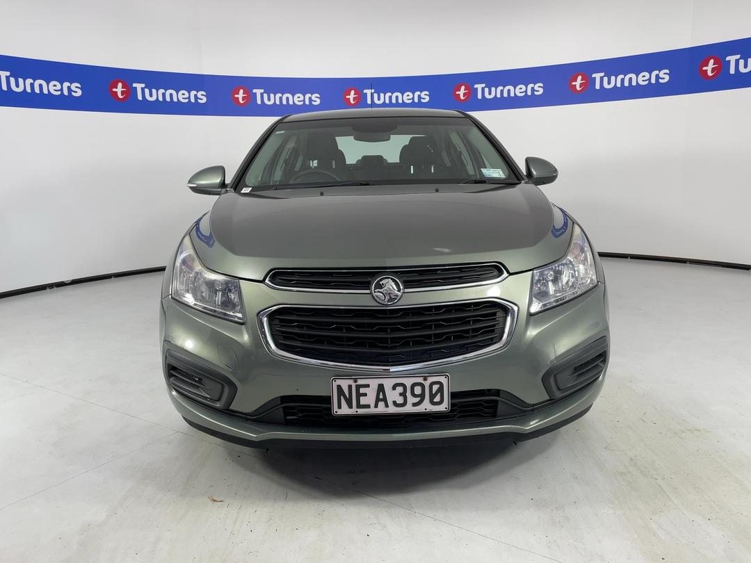 Photo '2' of Holden Cruze