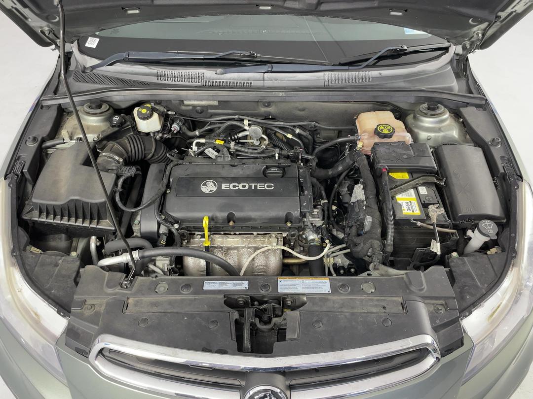 Photo '13' of Holden Cruze