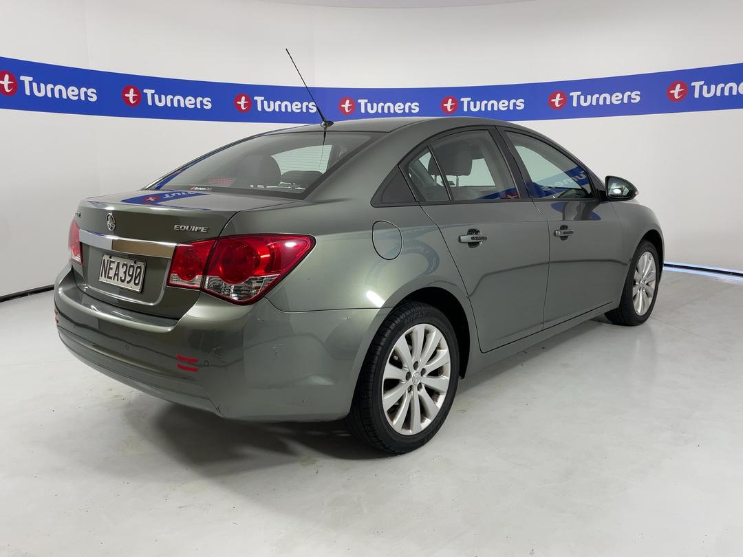 Photo '7' of Holden Cruze