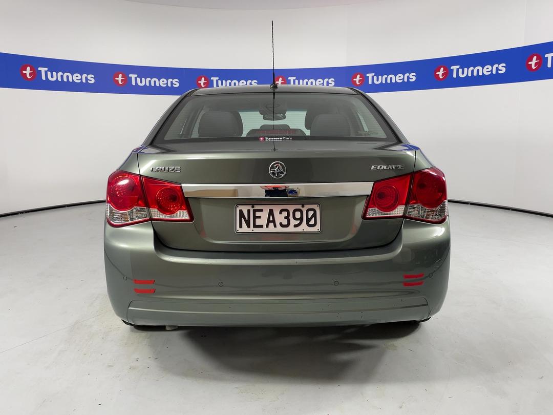 Photo '6' of Holden Cruze