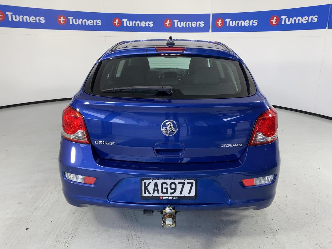 Photo '6' of Holden Cruze