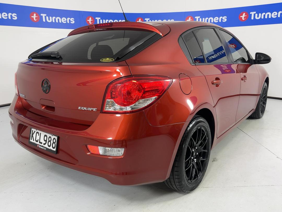 Photo '7' of Holden Cruze