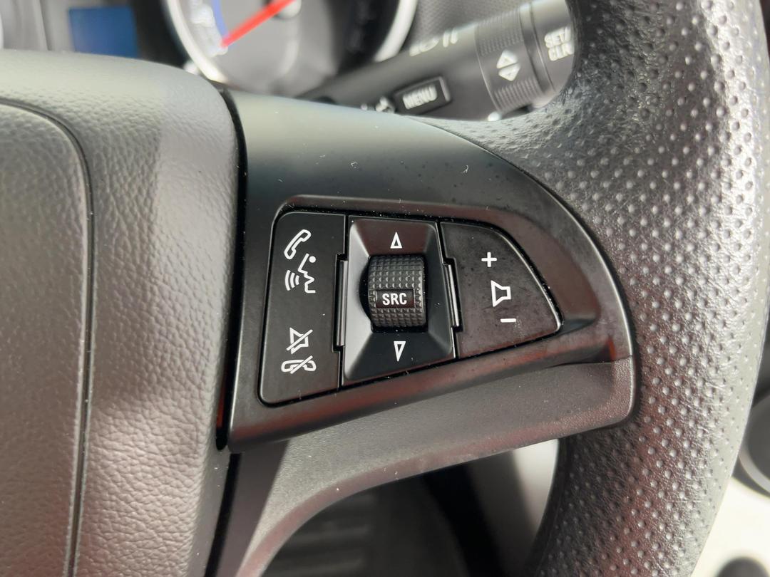 Photo '23' of Holden Cruze