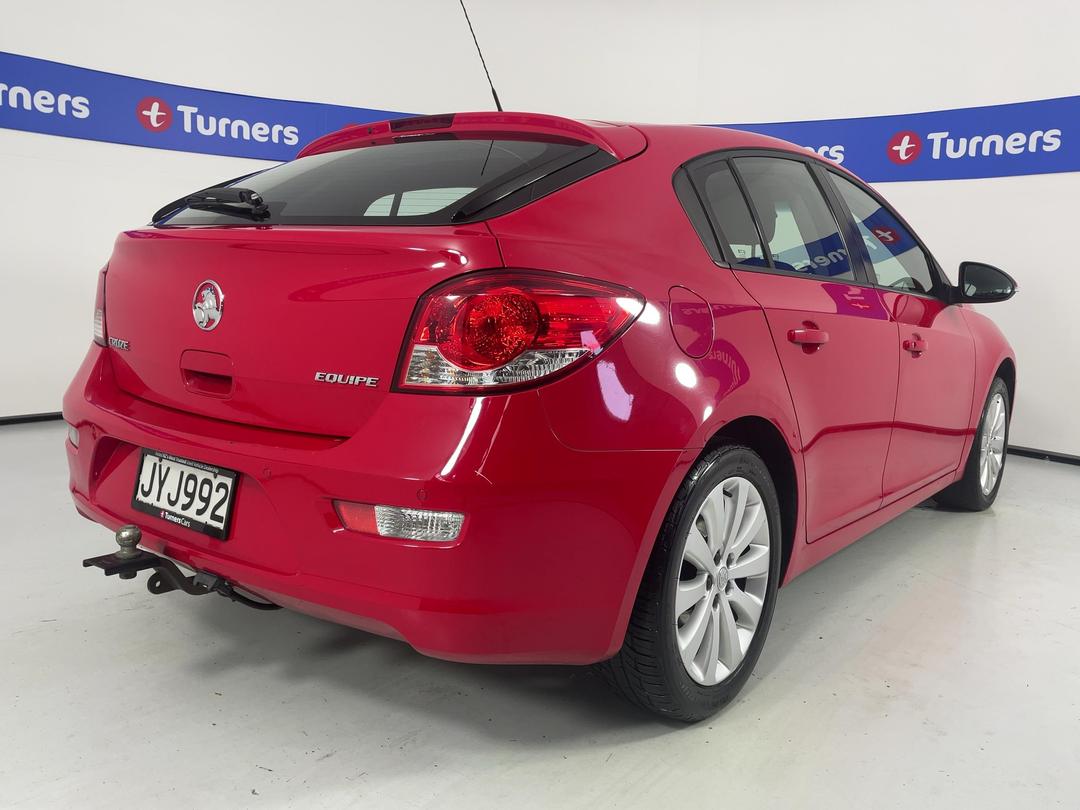 Photo '7' of Holden Cruze