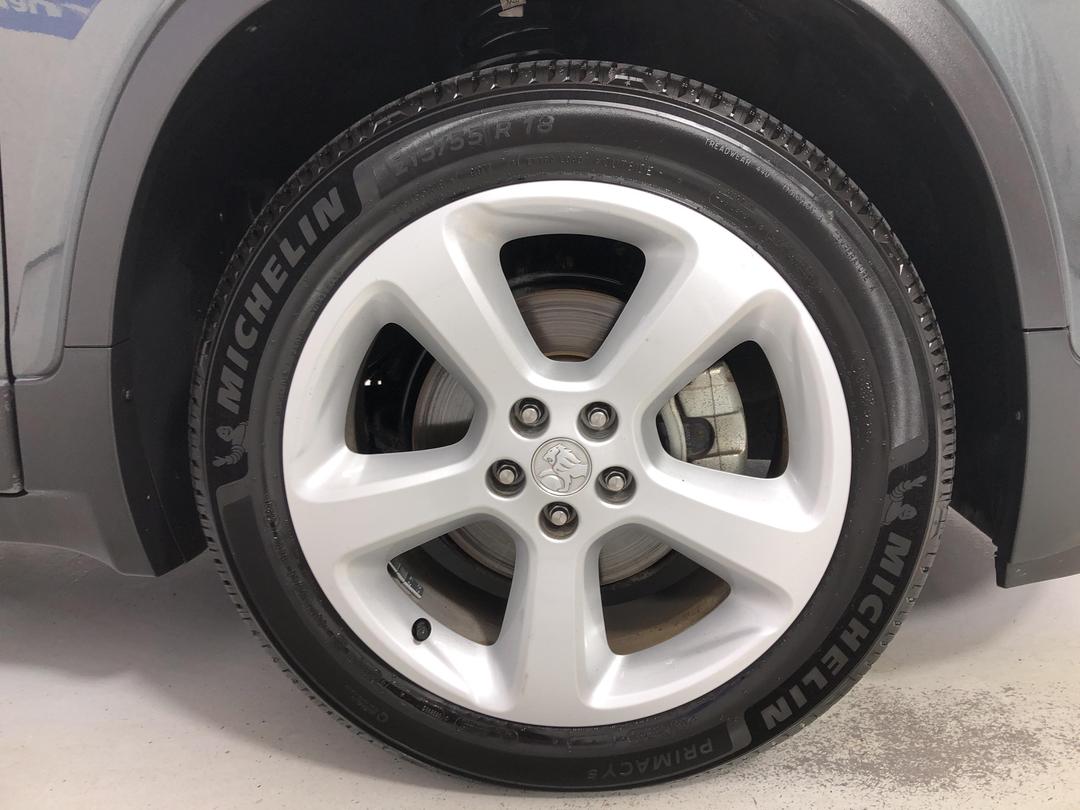 Photo '9' of Holden Trax