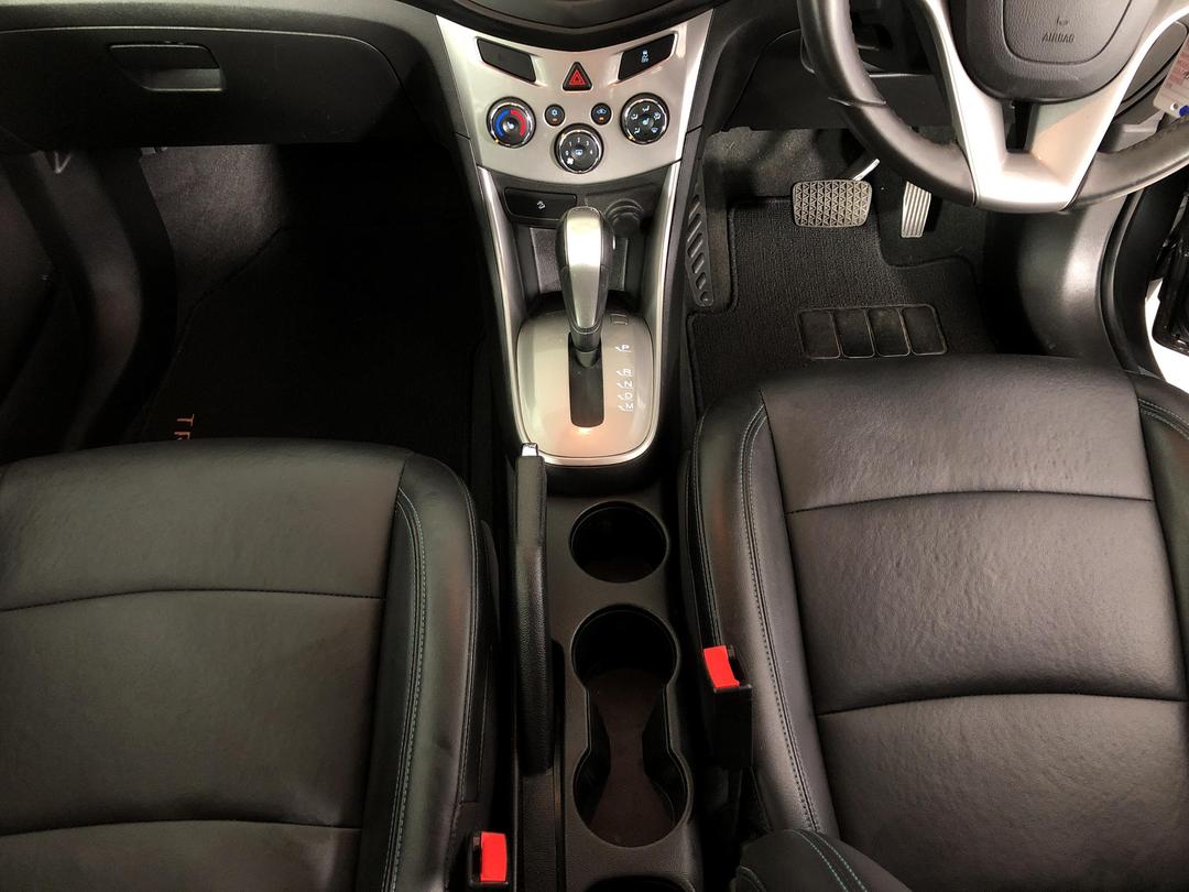 Photo '18' of Holden Trax