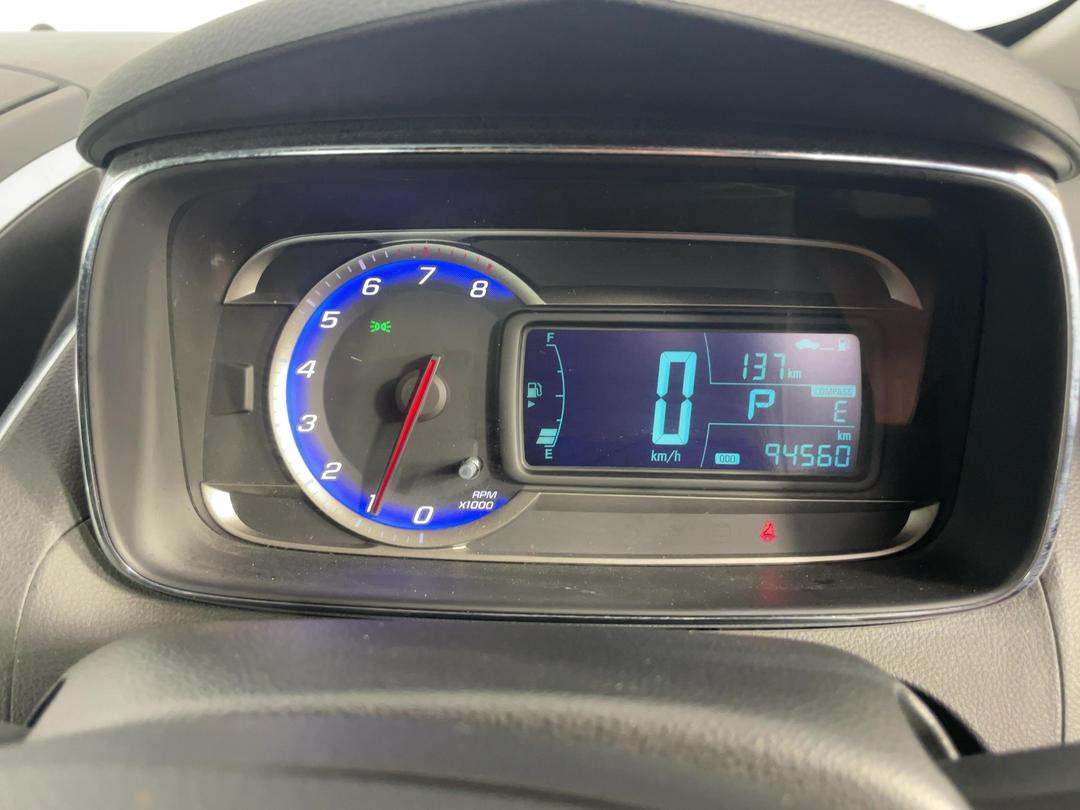 Photo '21' of Holden Trax