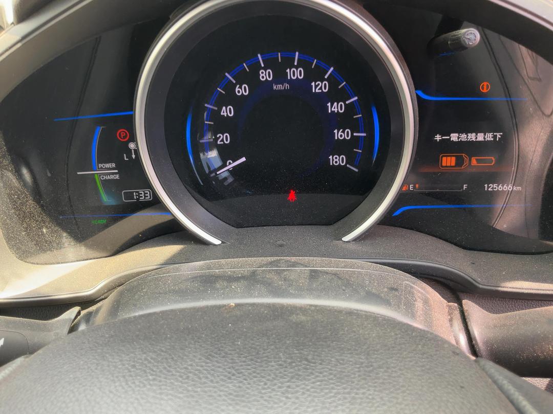 Photo '15' of Honda FIT Hybrid