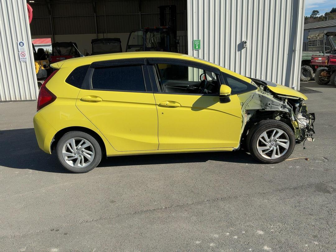 Photo '8' of Honda FIT