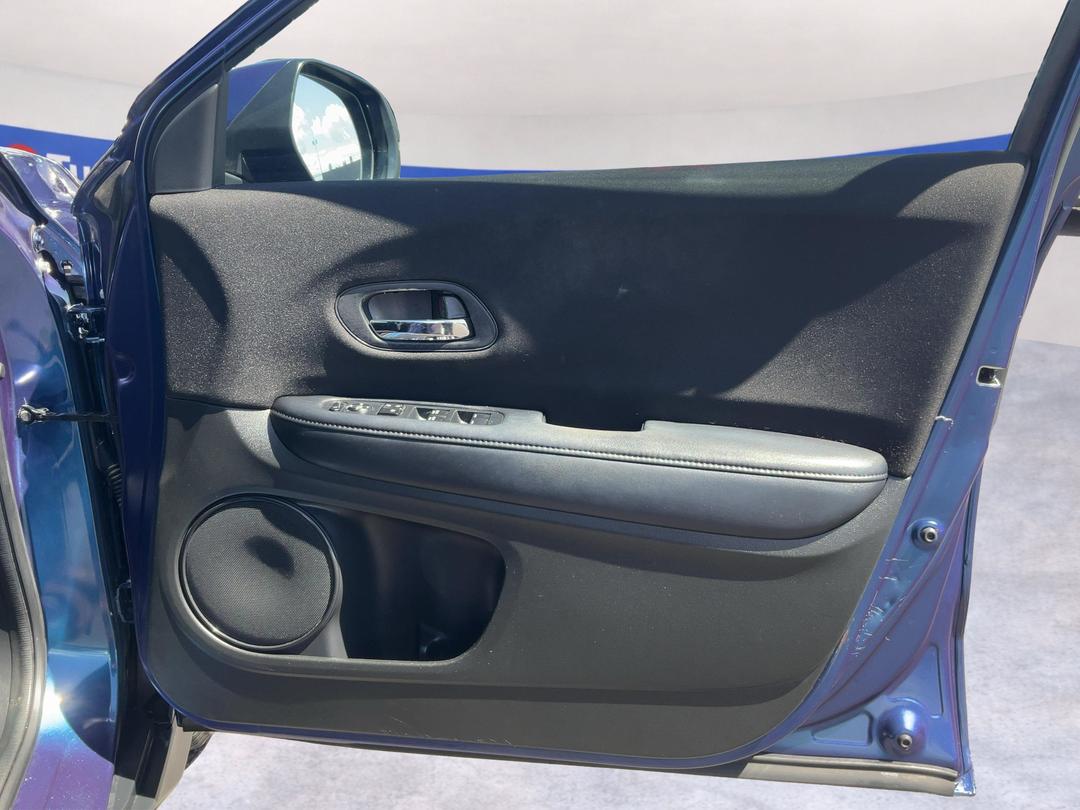 Photo '15' of Honda HR-V