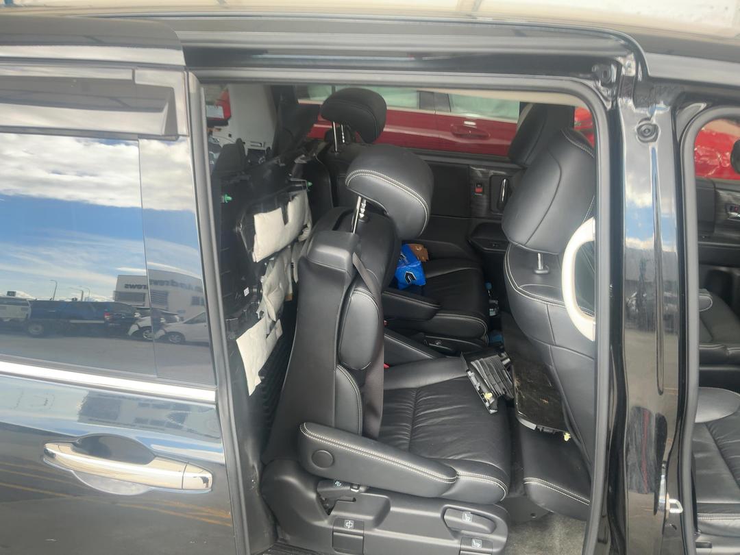 Photo '21' of Honda Odyssey