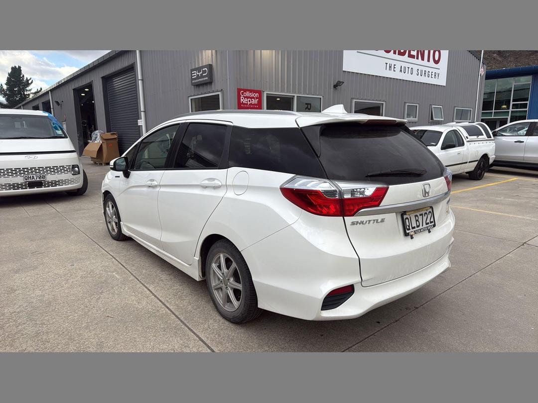 Photo '5' of Honda Shuttle