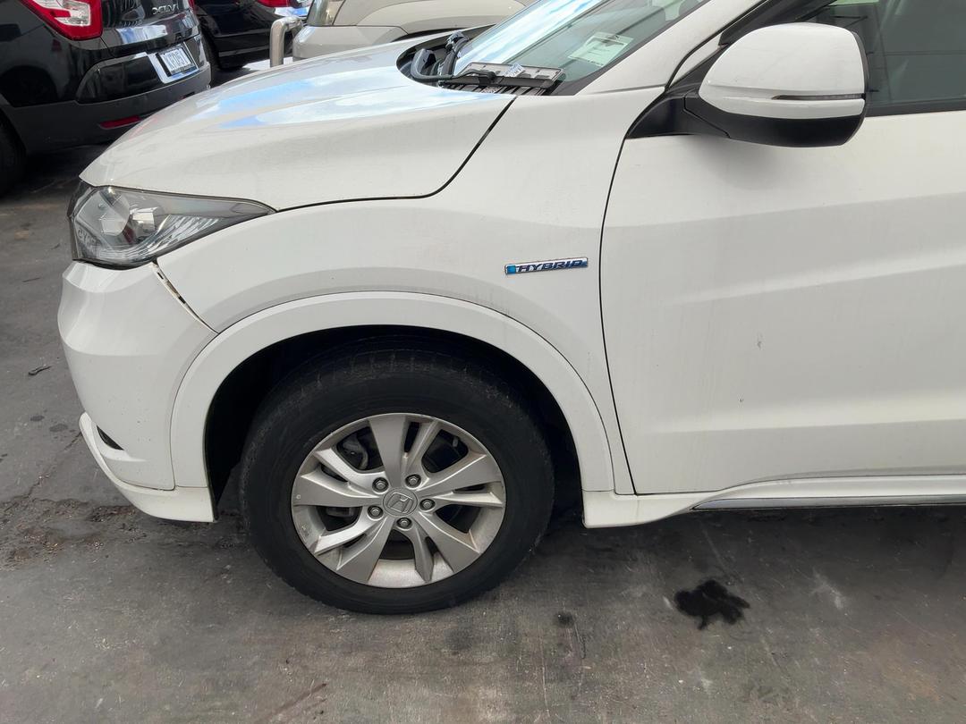 Photo '8' of Honda Vezel