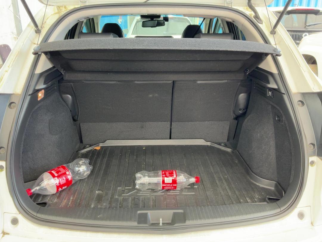 Photo '11' of Honda Vezel