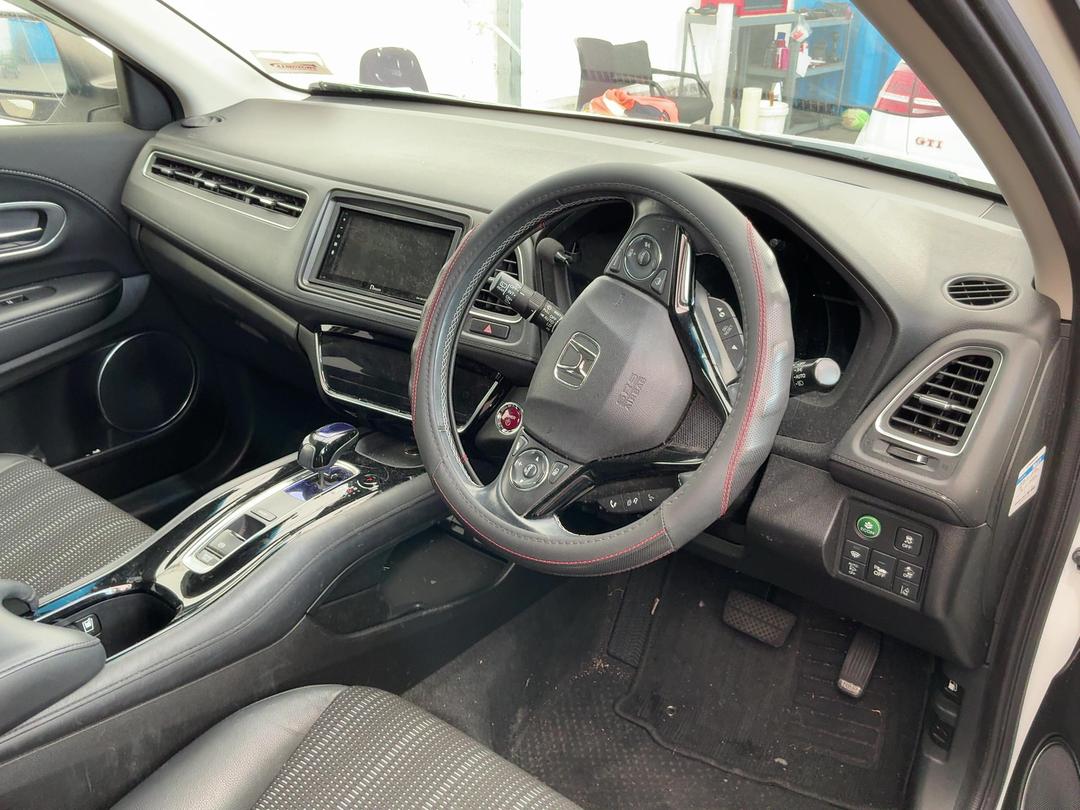 Photo '16' of Honda Vezel