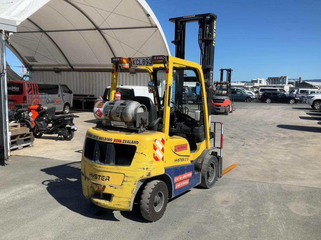 Photo '5' of Hyster H2.5XT Forklift
