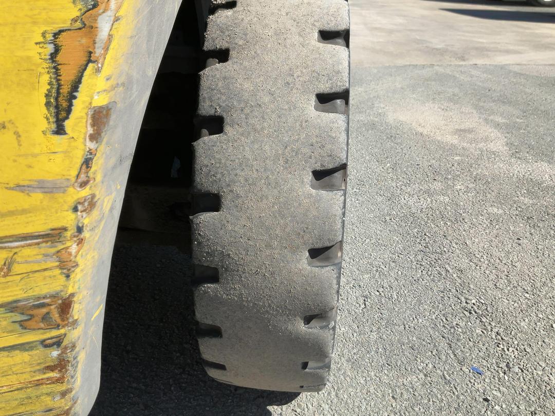 Photo '31' of Hyster H2.5XT Forklift