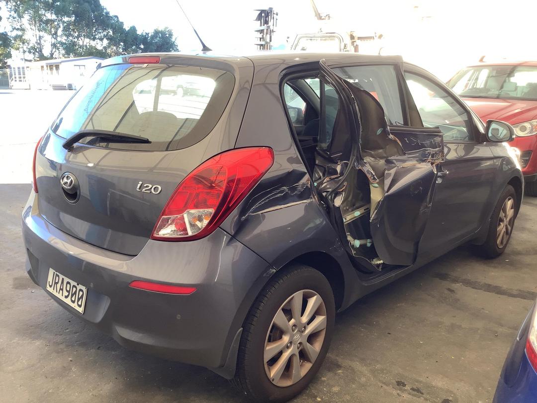 Photo '4' of Hyundai I20 PB