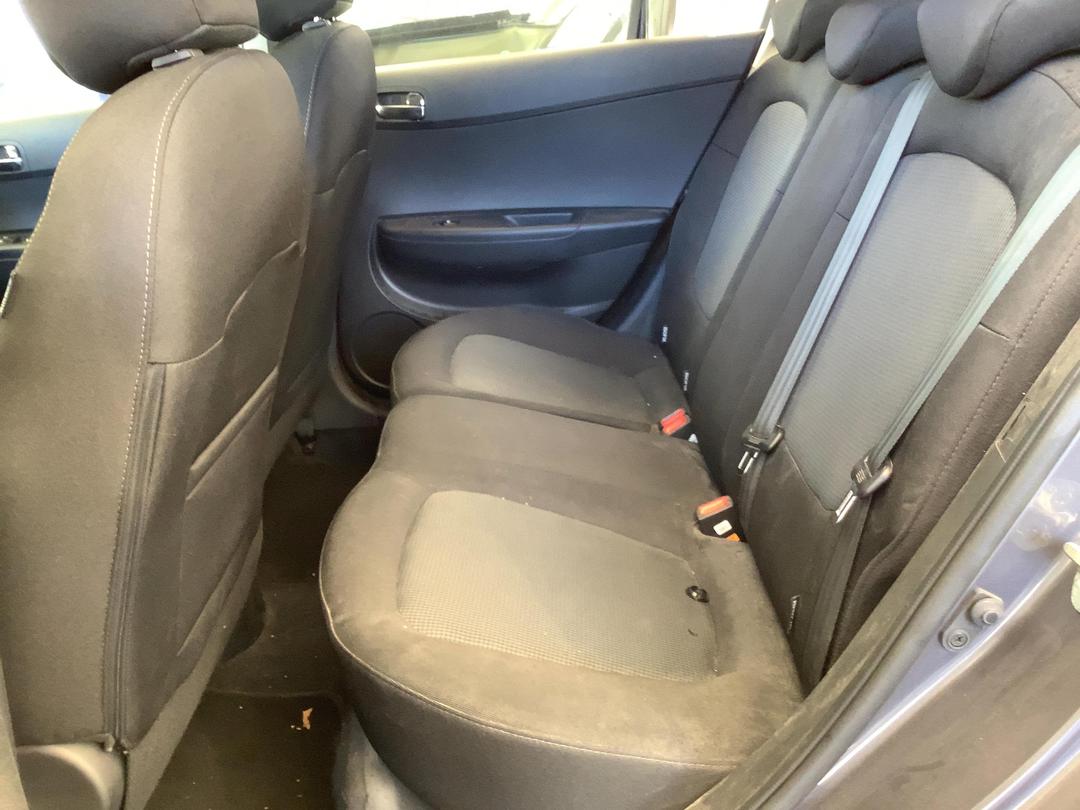 Photo '9' of Hyundai I20 PB